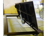 Люки в подвал с электроприводом стелс-эл 1100х1200 на пульте